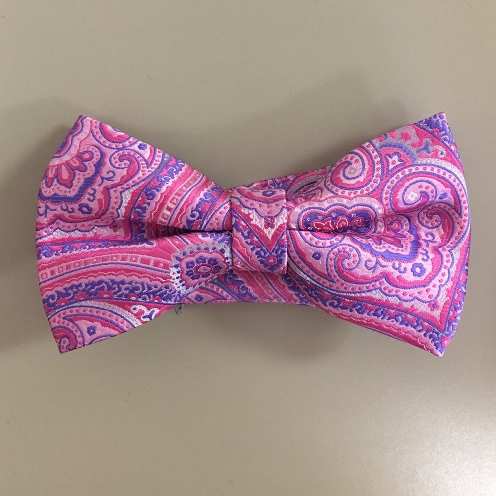 Design bow tie